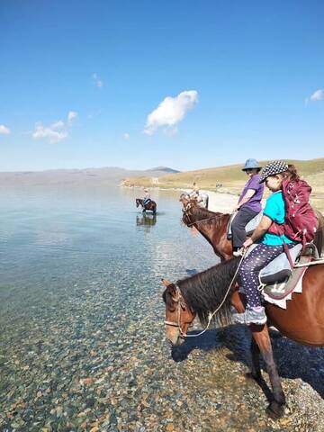 Фото Гостевой дом Horseback Holiday at Kyzart village г. Dzhangyaryk 2